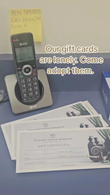 Still don't have that last minute gift? Our gift certificates can be emailed or printed. Even though the stores are closed, there's still time to snag a special gift for a special someone. 

#fyp #lastminutegifts #massagetherapy #richmondva #painrelief